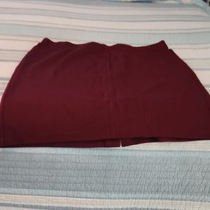 Midi pencil skirt maroon